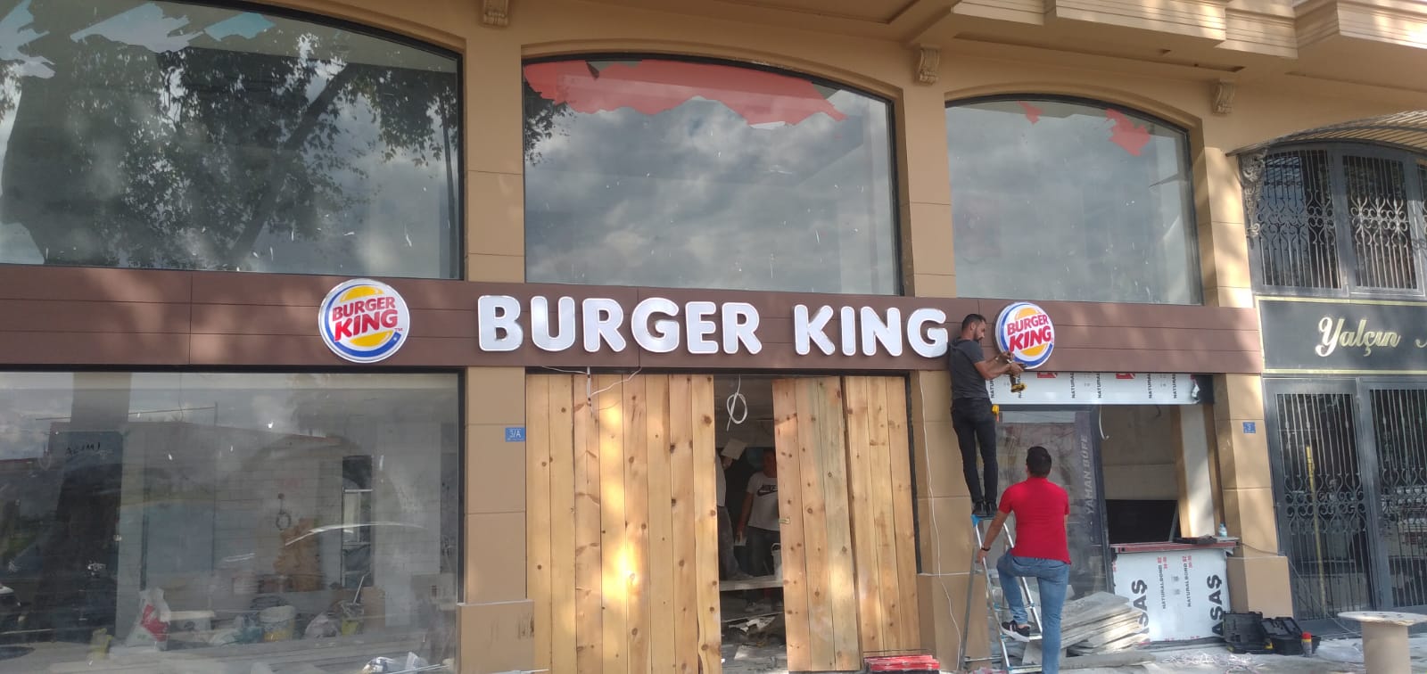Burger King Tabela İmalat Montaj