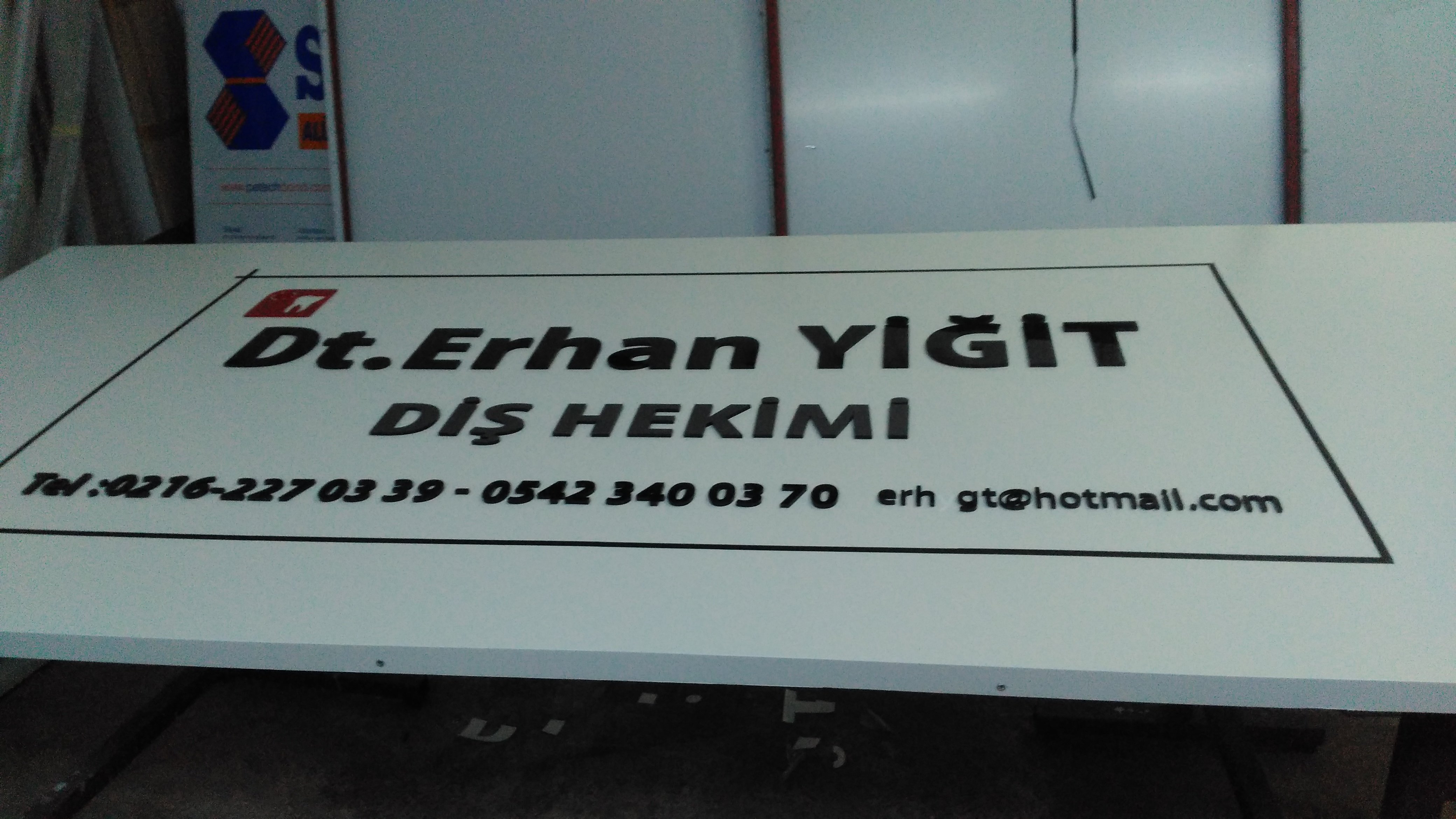 diş hekimi dişçi tabelası