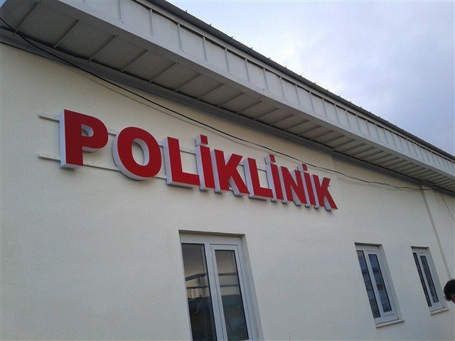 hastane poliklinik ışıklı tabela örnekleri