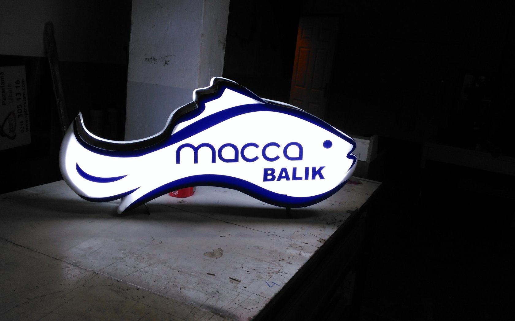 balıkçı ışıklı fener tabela