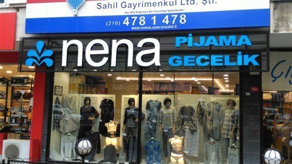 özel zemin tasarımlı pleksi led ışıklı kutu harf tabela